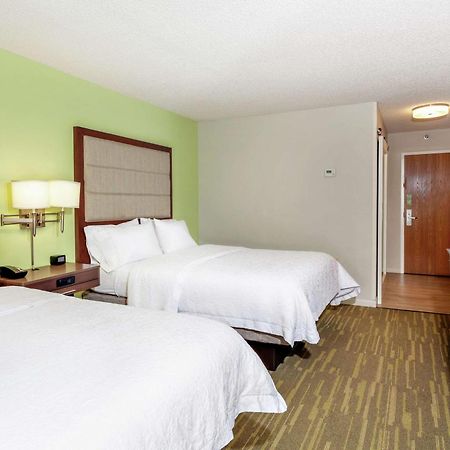 Hampton Inn Melbourne Exteriör bild